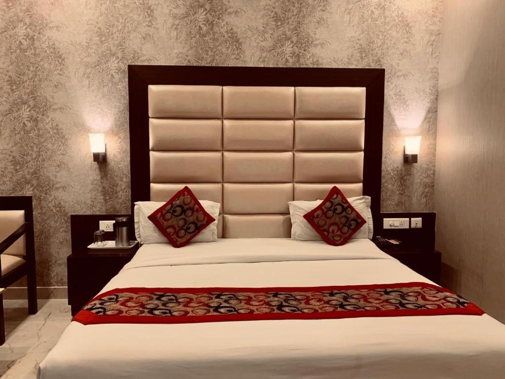 Hotel Shri Ram Νέο Δελχί Εξωτερικό φωτογραφία